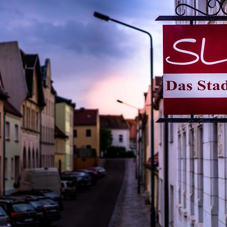 Sl'Otel - Das Stadthotel - Voll Klimatisiert Бернбург Экстерьер фото